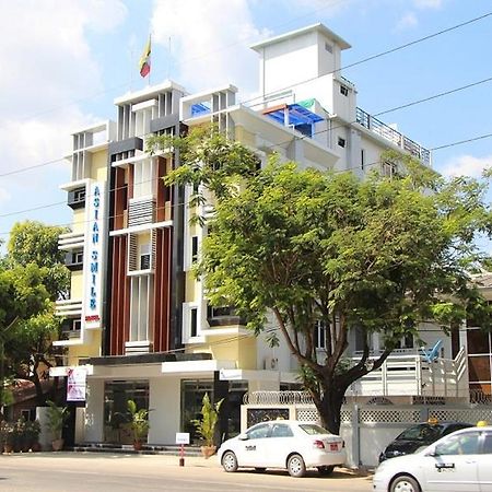 Asian Smile Hotel Yangon Exteriör bild